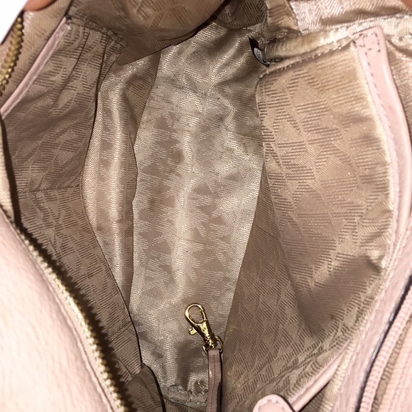 Michael Kors Rhea Zip with Spikes - Picture 6 of 8